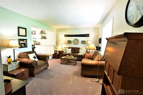 3801 Quailhollow Ct, Springfield, OH 45502 photo 8