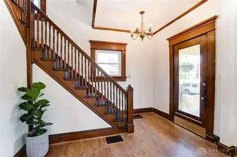 620 E Main St, Troy, OH 45373 photo 6
