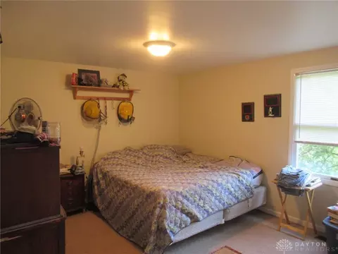 2325 Willow Rd, Springfield, OH 45502 photo 9