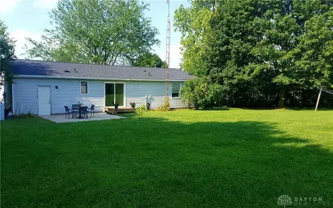 2325 Willow Rd, Springfield, OH 45502 photo 3