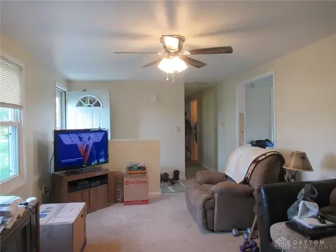 2325 Willow Rd, Springfield, OH 45502 photo 5