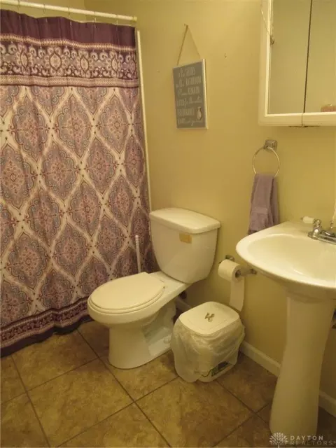 2325 Willow Rd, Springfield, OH 45502 photo 12