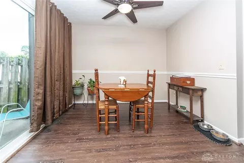 504 Halifax Cir, Cincinnati, OH 45244 photo 14