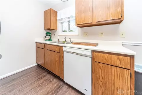 504 Halifax Cir, Cincinnati, OH 45244 photo 17