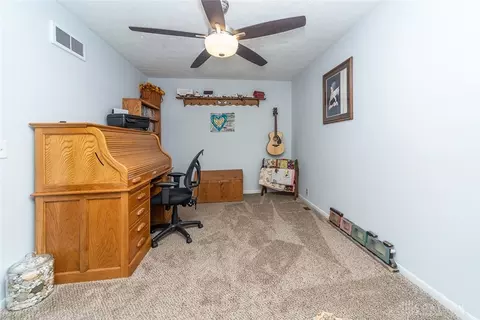 504 Halifax Cir, Cincinnati, OH 45244 photo 23