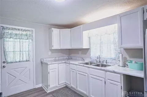 29 S Main St, North Hampton, OH 45349 photo 6