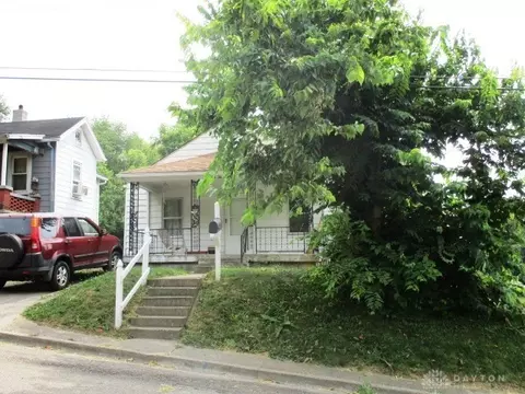 122 E 5th St, Franklin, OH 45005 photo 2