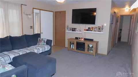 206 Broadview Ave, Eldorado, OH 45321 photo 2