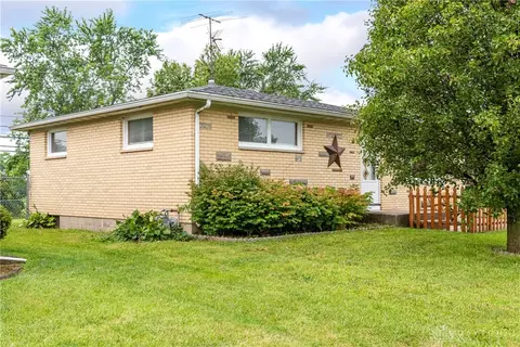 1109 Westmont Dr, Springfield, OH 45503 photo 2