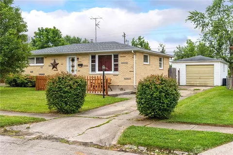 1109 Westmont Dr, Springfield, OH 45503 photo 1