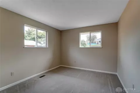 3946 Raymond Dr, Enon, OH 45323 photo 26