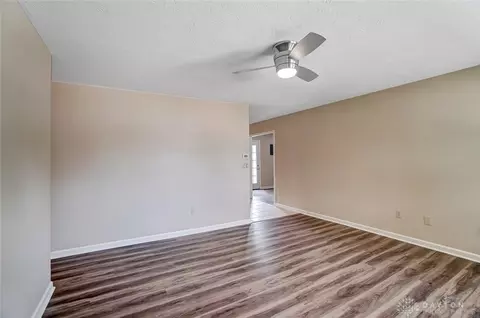 3946 Raymond Dr, Enon, OH 45323 photo 7
