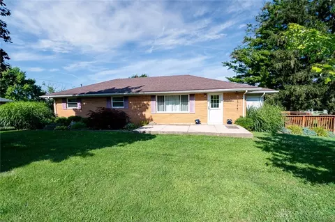63 Skyline Dr, Enon, OH 45323 photo 1