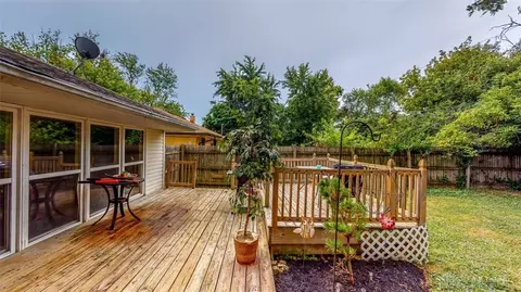 8785 Balboa Dr, Cincinnati, OH 45231 photo 2
