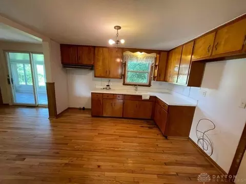1350 Eastgate Rd, Springfield, OH 45503 photo 5