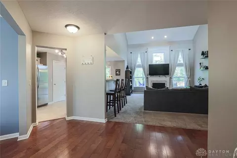 185 Shanda Dr, Monroe, OH 45050 photo 4
