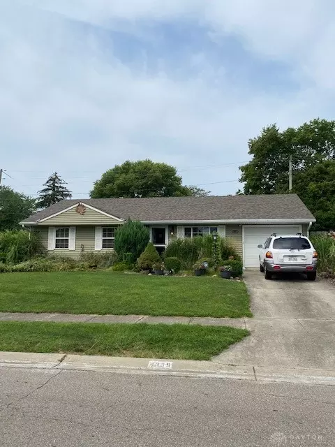 4339 Joy Dr, Enon, OH 45323 photo 1