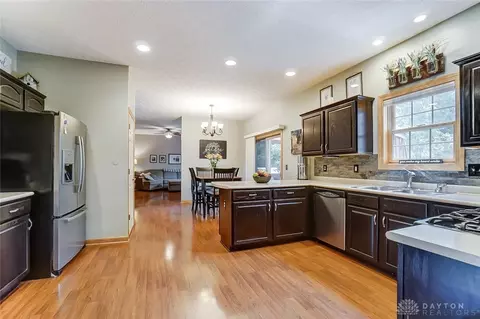 2929 Pascal Dr, Dayton, OH 45431 photo 23