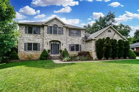 2929 Pascal Dr, Dayton, OH 45431 photo 2