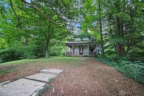 301 E Main St, Spring Valley, OH 45370 photo 2