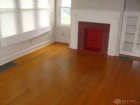 235 Larchmont Ave, Springfield, OH 45503 photo 2