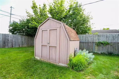 826 Allen Dr, Springfield, OH 45505 photo 26