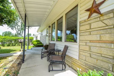 826 Allen Dr, Springfield, OH 45505 photo 6