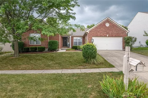 145 Meadows Dr, Springboro, OH 45066 photo 2