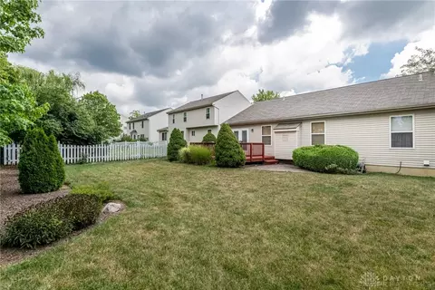145 Meadows Dr, Springboro, OH 45066 photo 36