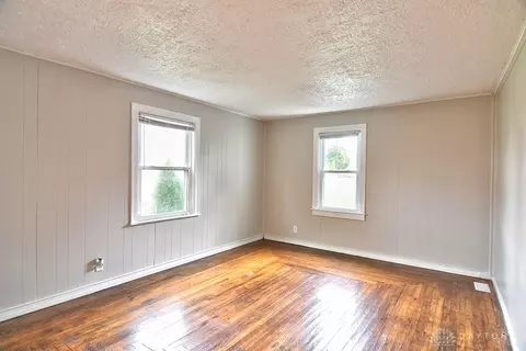 4457 Emerald Ave, Cincinnati, OH 45242 photo 5