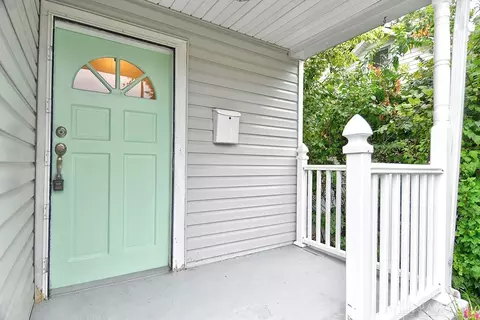 4457 Emerald Ave, Cincinnati, OH 45242 photo 2