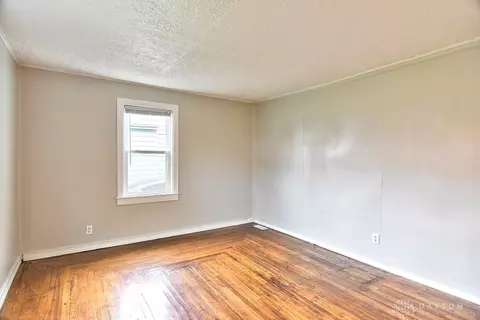 4457 Emerald Ave, Cincinnati, OH 45242 photo 3