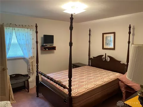 2738 Rockford Dr, Springfield, OH 45503 photo 16