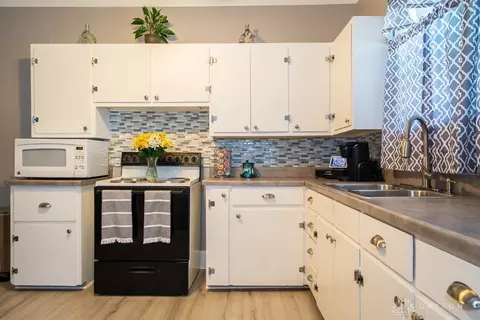2011 Woodside Ave, Springfield, OH 45503 photo 9