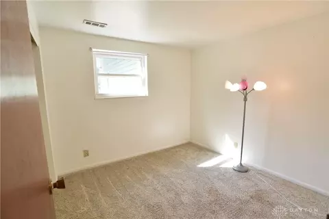 5157 Wakefield Dr, Fairborn, OH 45324 photo 14