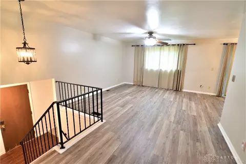 5157 Wakefield Dr, Fairborn, OH 45324 photo 6