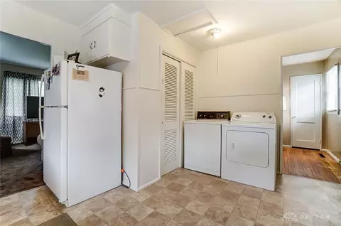 2323 Dellwood Dr, Springfield, OH 45505 photo 14
