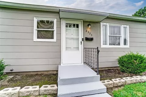 2323 Dellwood Dr, Springfield, OH 45505 photo 5