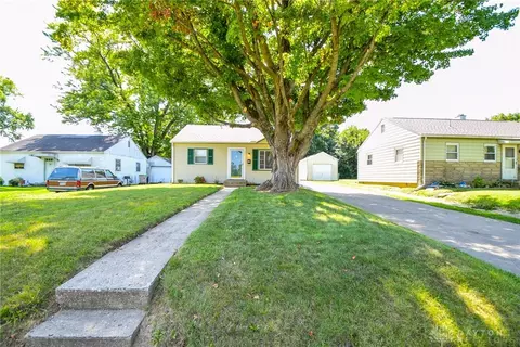 2351 Van Buren Ave, Springfield, OH 45505 photo 3