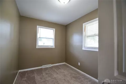 2351 Van Buren Ave, Springfield, OH 45505 photo 29