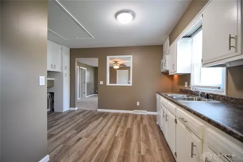 2351 Van Buren Ave, Springfield, OH 45505 photo 13