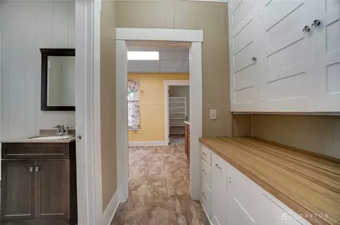 929 E Main St, Troy, OH 45373 photo 14