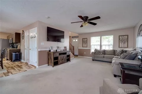 190 Kitty Hawk Dr, Springboro, OH 45066 photo 6