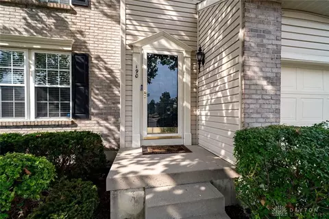 190 Kitty Hawk Dr, Springboro, OH 45066 photo 4
