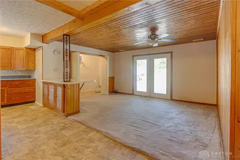 2032 N Hadley Rd, Springfield, OH 45505 photo 8