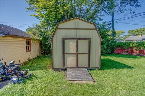 2032 N Hadley Rd, Springfield, OH 45505 photo 6