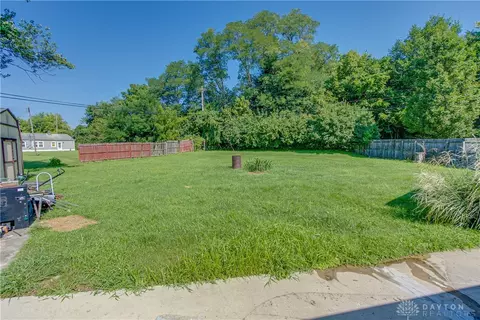 2032 N Hadley Rd, Springfield, OH 45505 photo 5