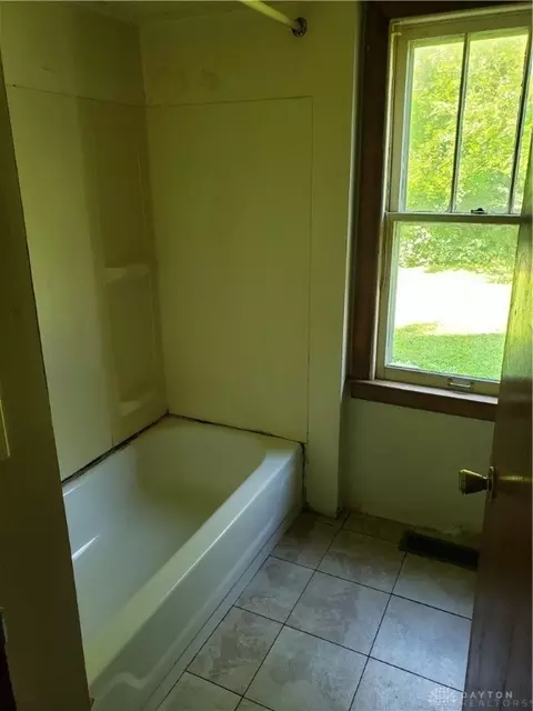 332 Pine Rd, Medway, OH 45341 photo 8