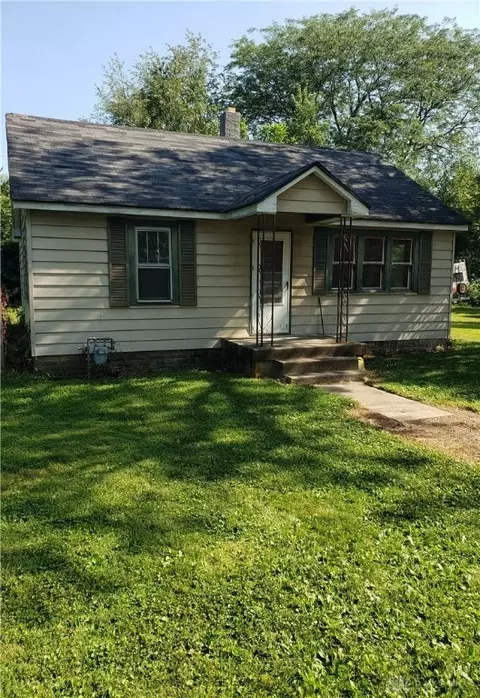 332 Pine Rd, Medway, OH 45341 photo 1
