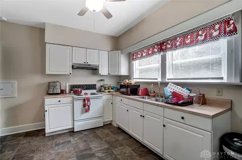 509 E Madison Ave, Springfield, OH 45503 photo 13